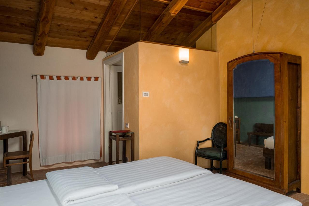 Albergo Real Castello Verduno Exterior photo