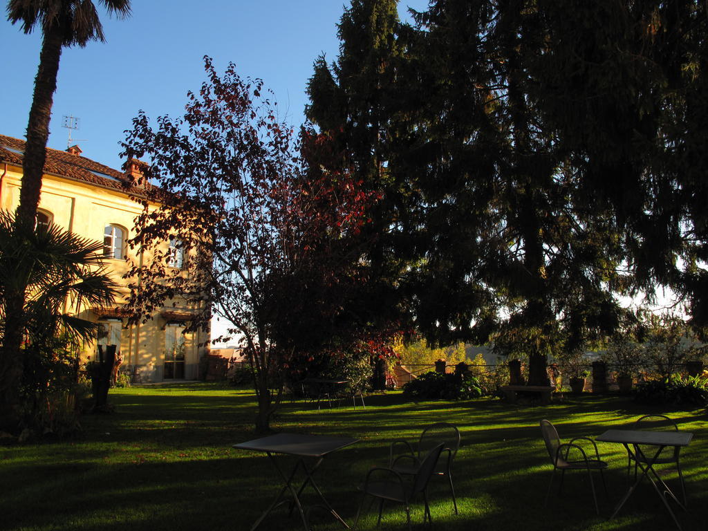 Albergo Real Castello Verduno Exterior photo